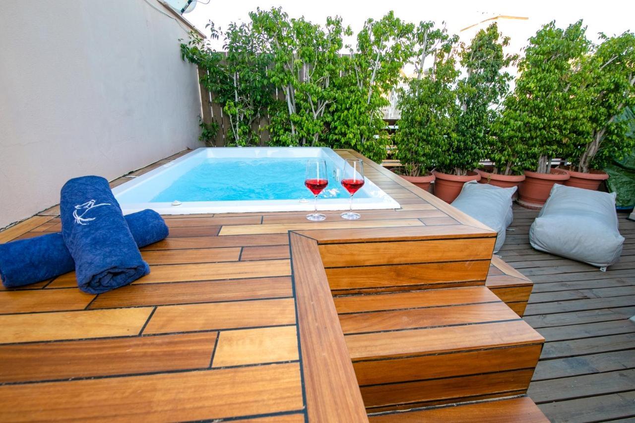 Beautiful Penthouse In Athens With Outside Jacuzzi Daire Dış mekan fotoğraf